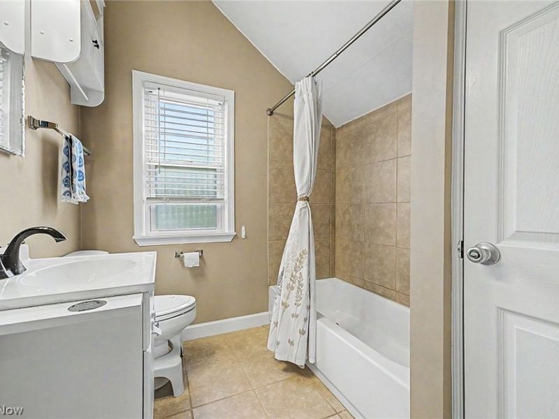 4664 Brookwood Drive, Brooklyn, OH 44144 Photo 20