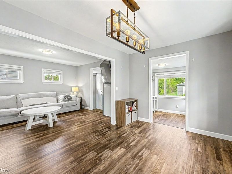 4664 Brookwood Drive, Brooklyn, OH 44144 Photo 5