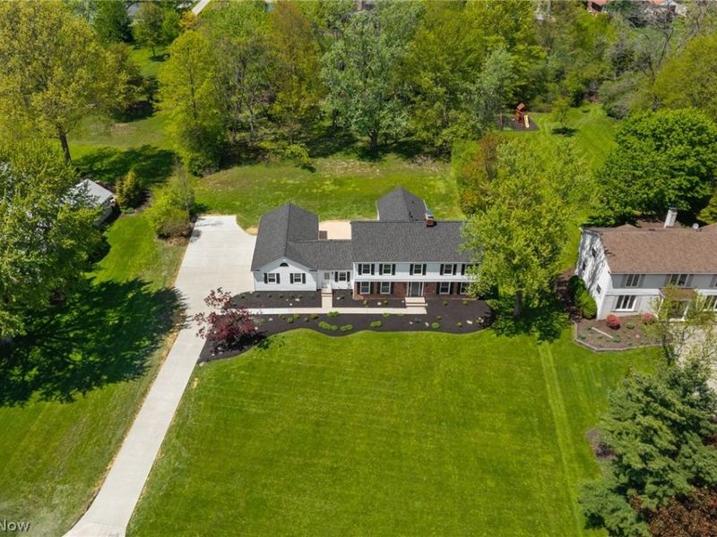 2560 Snowberry Lane, Pepper Pike, OH 44124 Photo 5