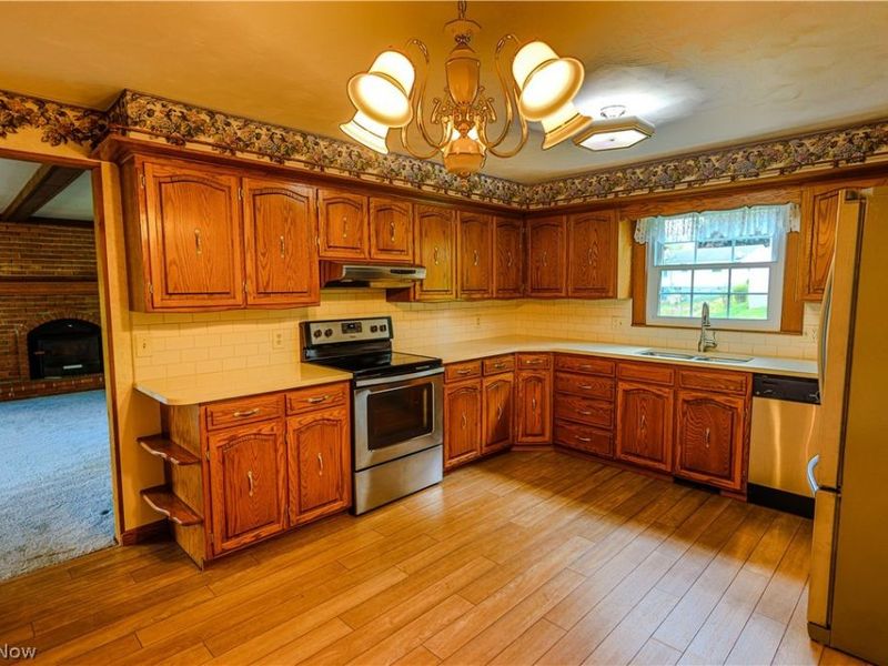 1740 Washington Boulevard, Louisville, OH 44641 Photo 14