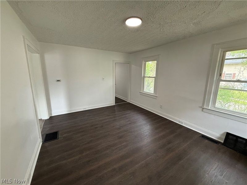 778 Ravenswood Street, Akron, OH 44306 Photo 8