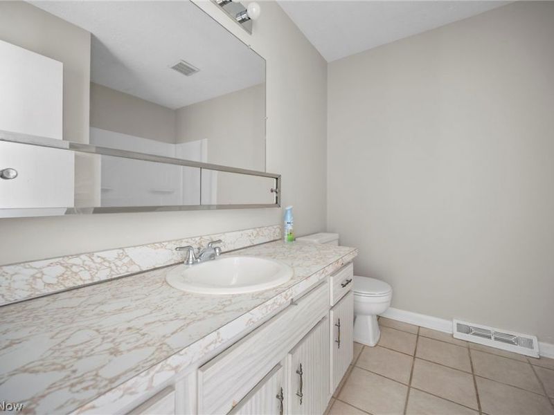 7153 N Jester Place, Unit A, Concord Township, OH 44077 Photo 13