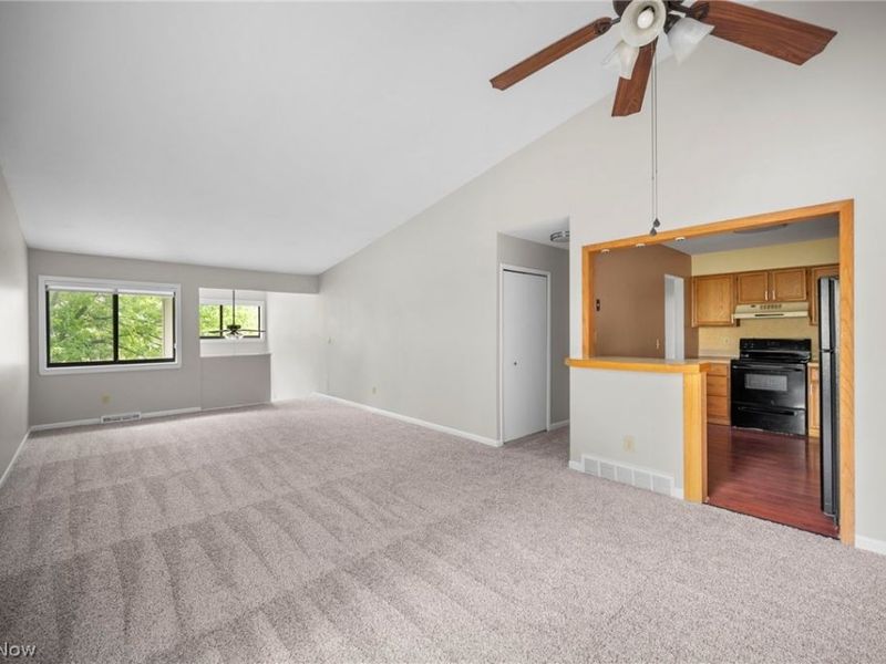 7153 N Jester Place, Unit A, Concord Township, OH 44077 Photo 4