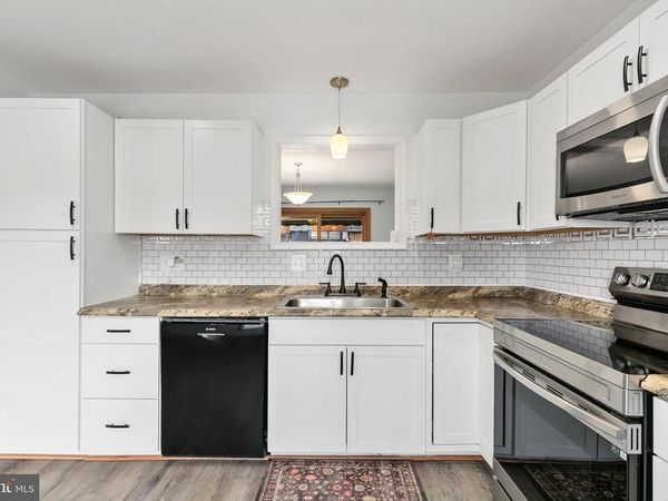 9507 FERN HOLLOW WAY, MONTGOMERY VILLAGE, MD 20886