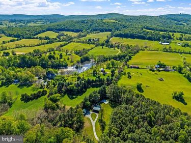 3079 HALFWAY ROAD, THE PLAINS, VA 20198