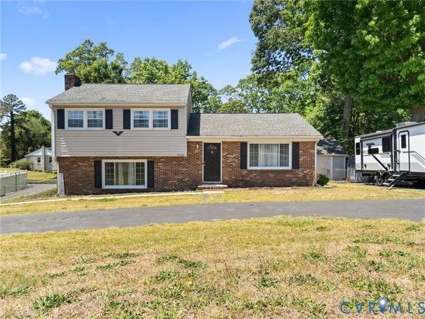 13100 S Chester Road , Chester, VA 23831