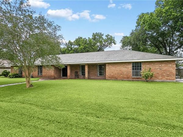 3700 MAGELLAN Street , New Orleans, LA 70114