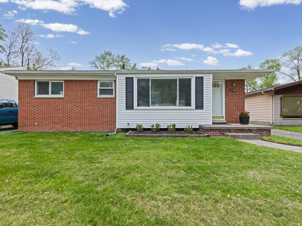 15370 Deering Street, Livonia, MI 48154