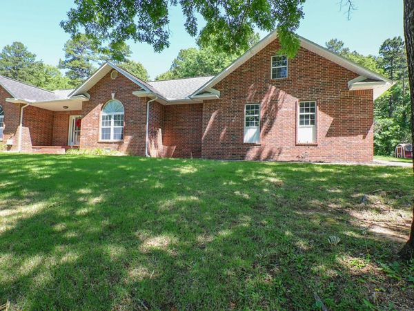 137 Sharp Street , Melbourne, AR 72556
