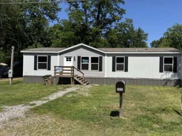 222 S Hamlin St, Wynne, AR 72396