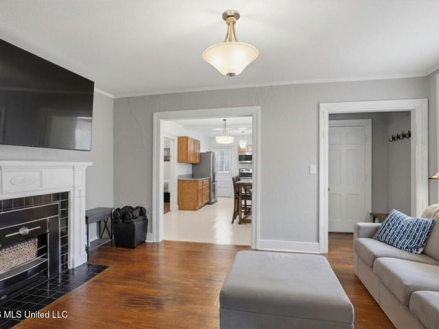 Property Image 6