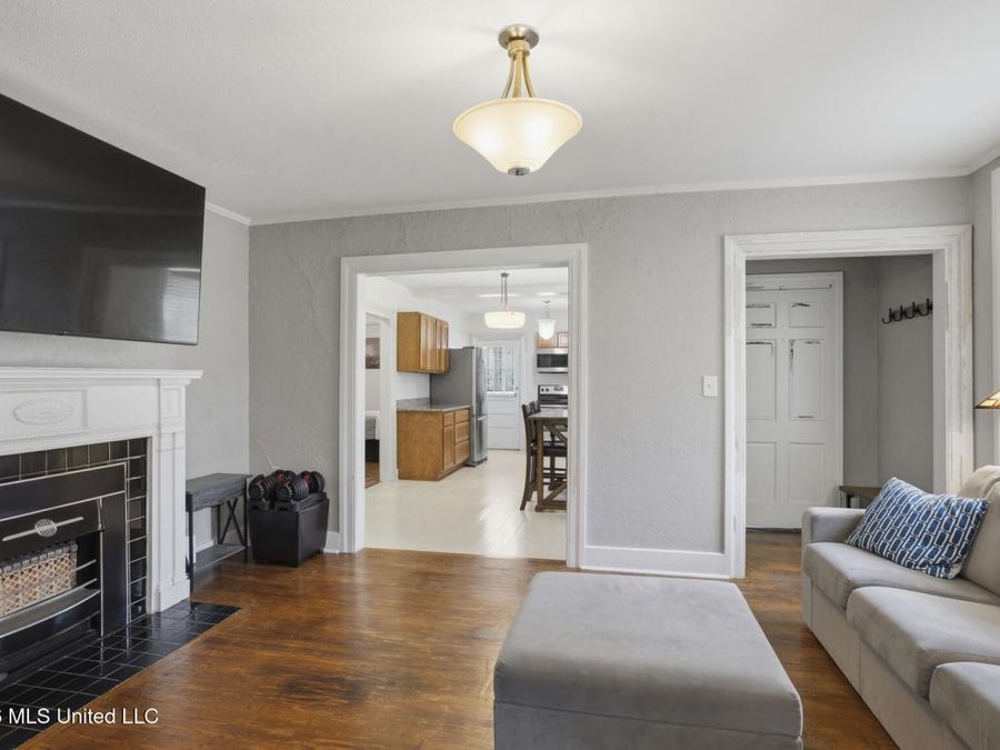 Property Image 6