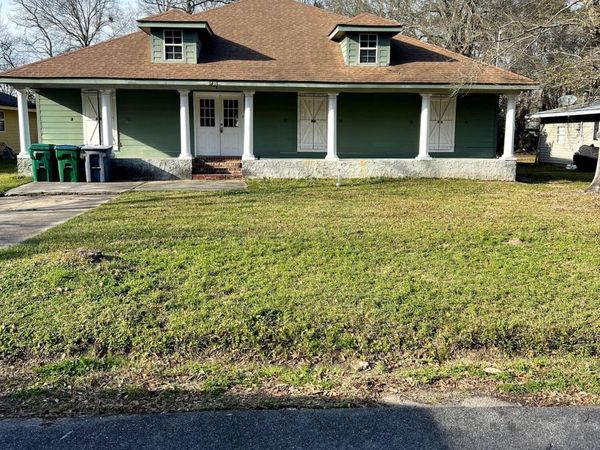 3437 Lawrence Street, Moss Point, MS 39563
