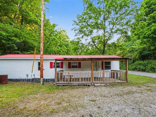 216 Brookhollow Dr , Ashland City, TN 37015