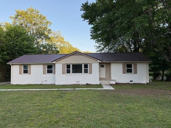 1305 Melrose St , Tullahoma, TN 37388