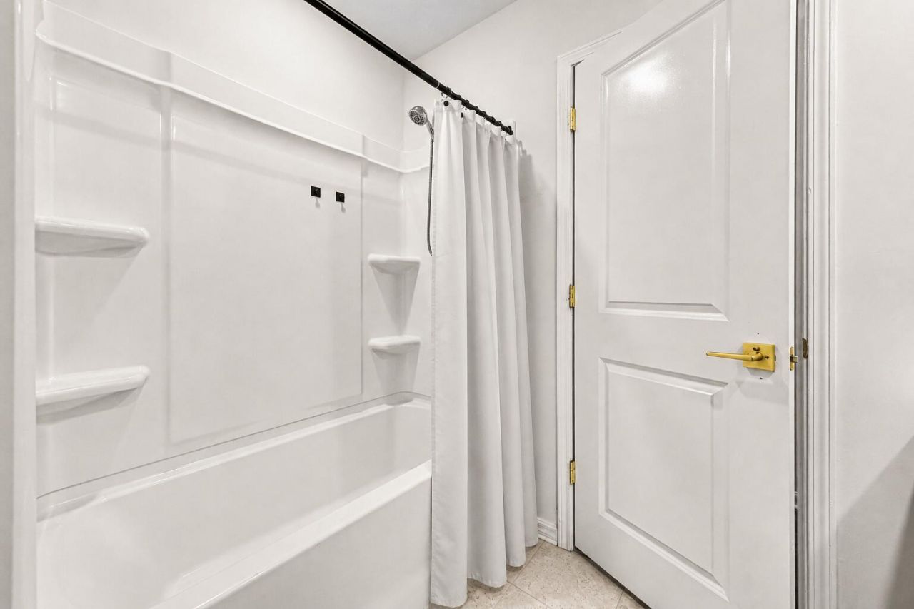 6028 Coral Berry Road Photo 24
