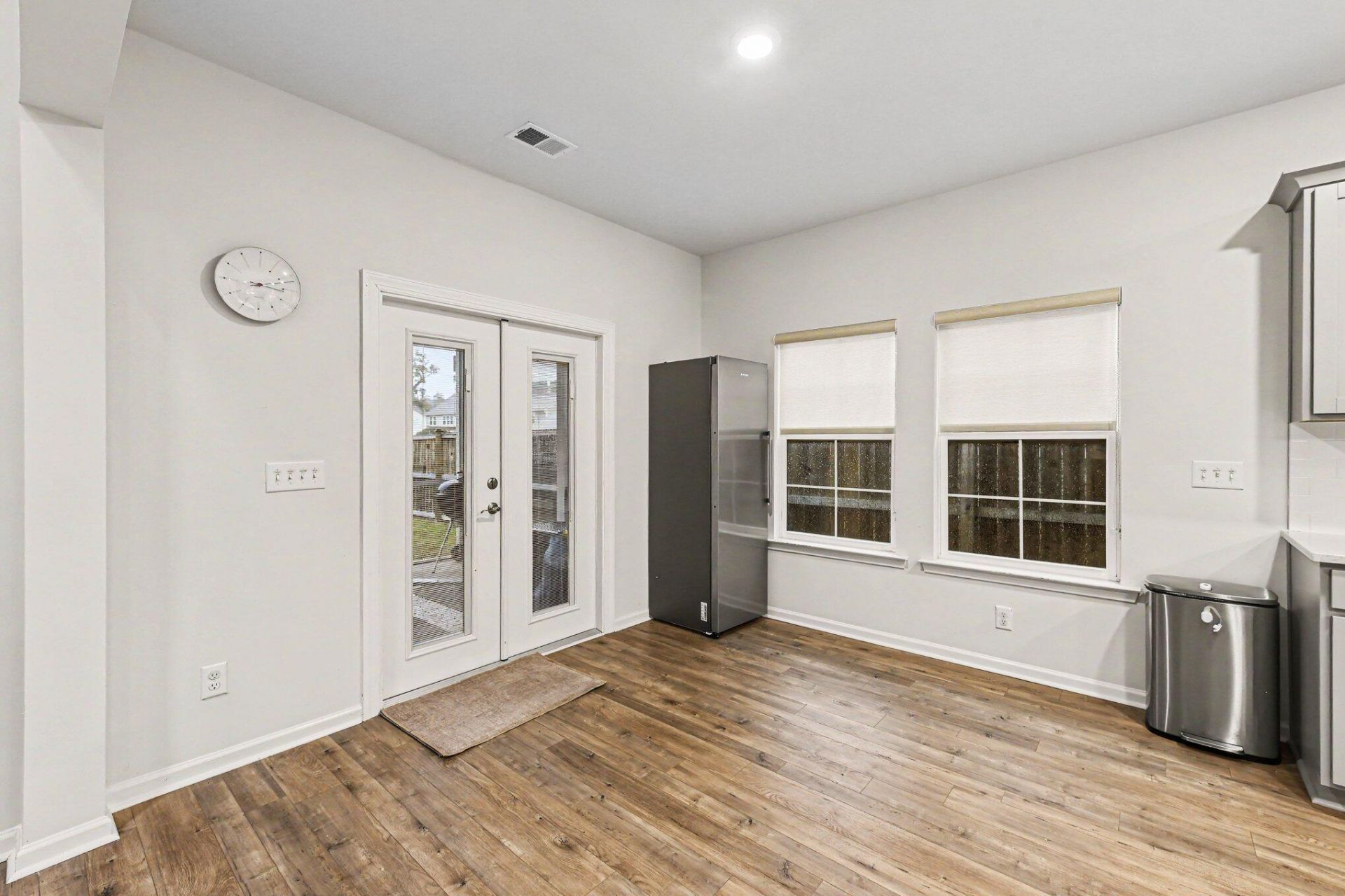 6028 Coral Berry Road Photo 8