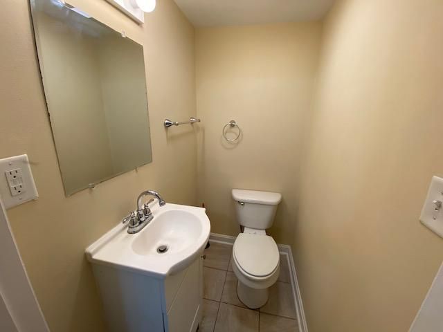 2708 Busch Avenue Photo 16