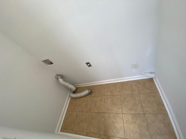 2708 Busch Avenue Photo 18