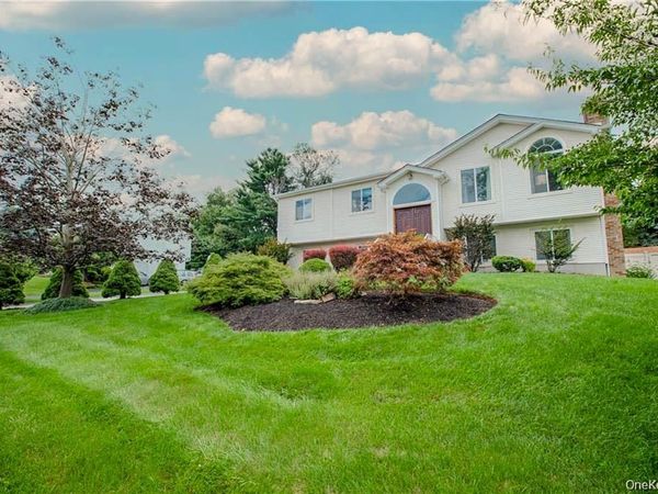 1 Hagan Court , Sparkill, NY 10976