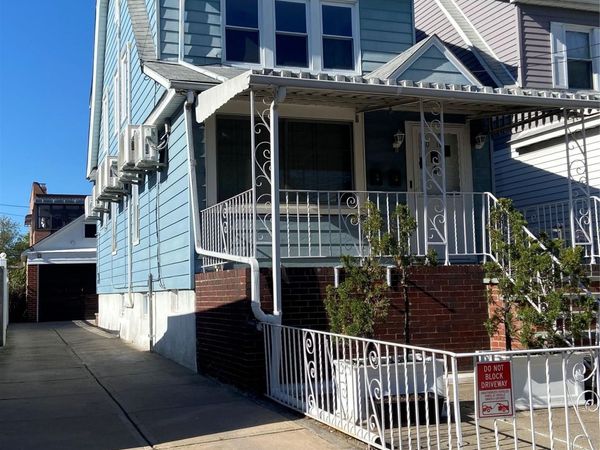 150-11 17th Avenue, Whitestone, NY 11357