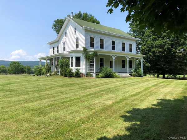 181 Huguenot Street , New Paltz, NY 12561
