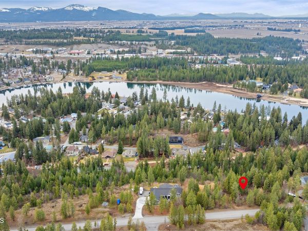 NKA W Riverview Dr, Coeur d'Alene, ID 83814
