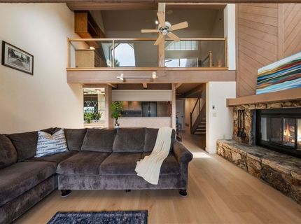335 Ski Way, Unit 329, Incline Village, NV 89451 Photo