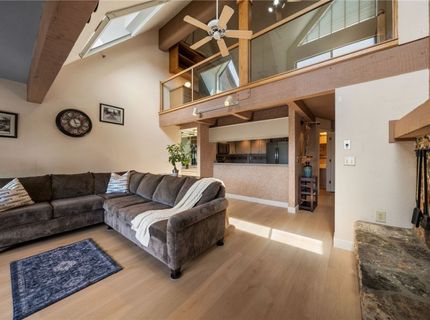 335 Ski Way, Unit 329, Incline Village, NV 89451 Photo