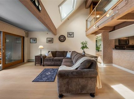 335 Ski Way, Unit 329, Incline Village, NV 89451 Photo