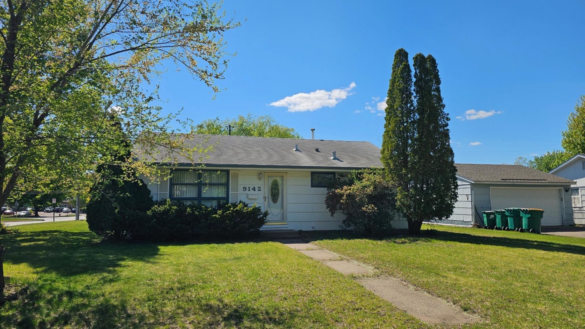 9142 1st Avenue S, Bloomington, MN 55420