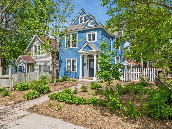 63 Lawson Avenue W, Saint Paul, MN 55117