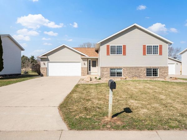 905 3rd Street NW, Byron, MN 55920