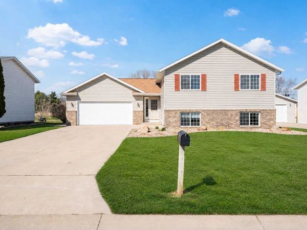 905 3rd Street NW, Byron, MN 55920