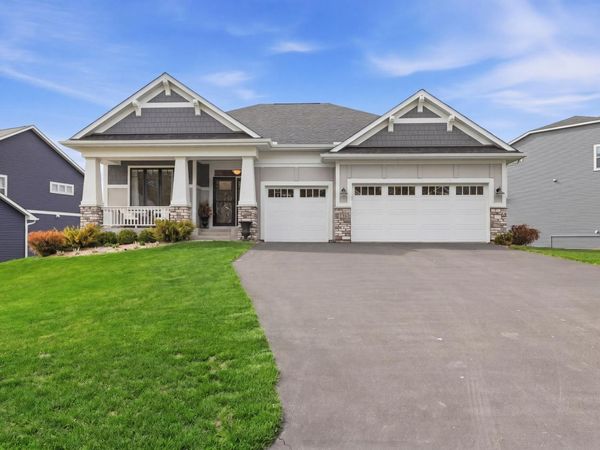 130 Maple Terrace, Waconia, MN 55387