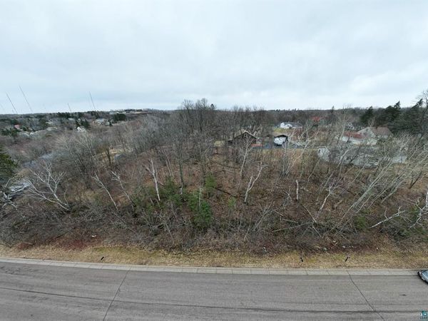 XXX W Palm Street , Duluth, MN 55811