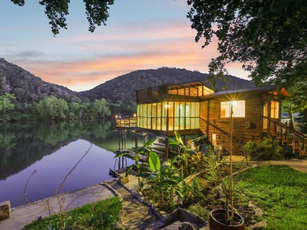 12811 River BND , Austin, TX 78732