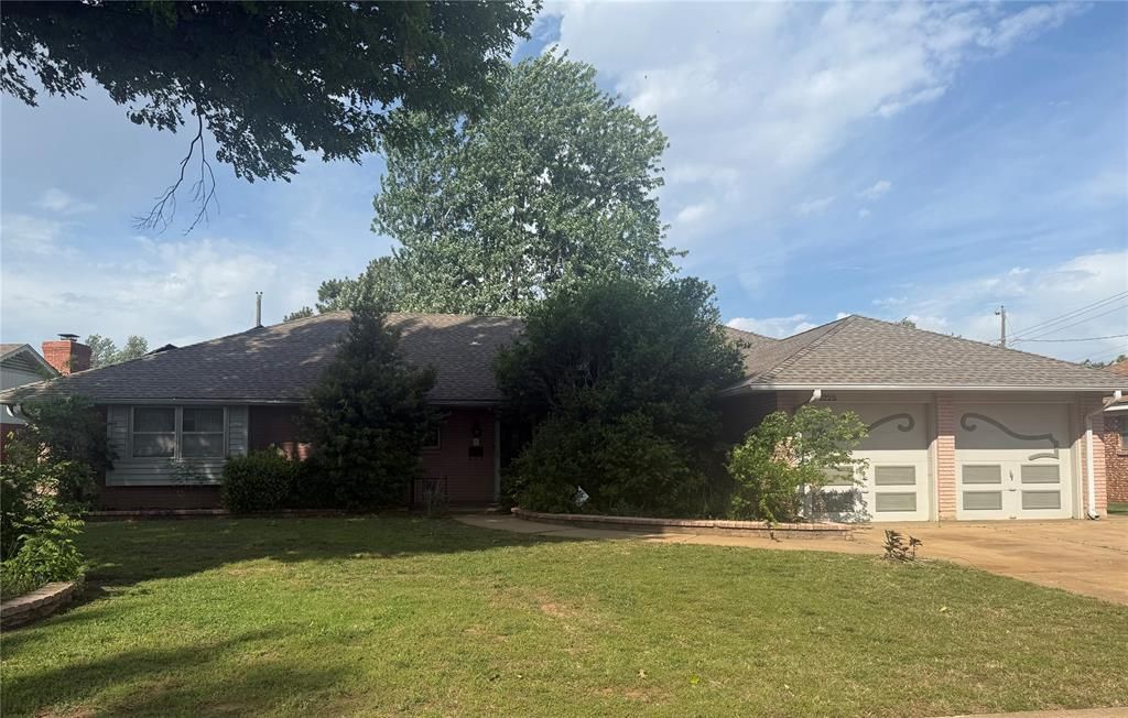 3225 N Glenhaven Drive, Midwest City, OK 73110 Main Photo