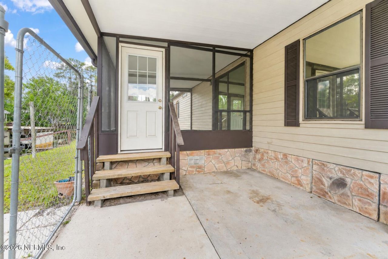 418 Cove Drive, Satsuma, FL 32189 Photo