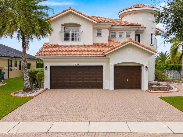 3520 SW 195th Ave , Miramar, FL 33029