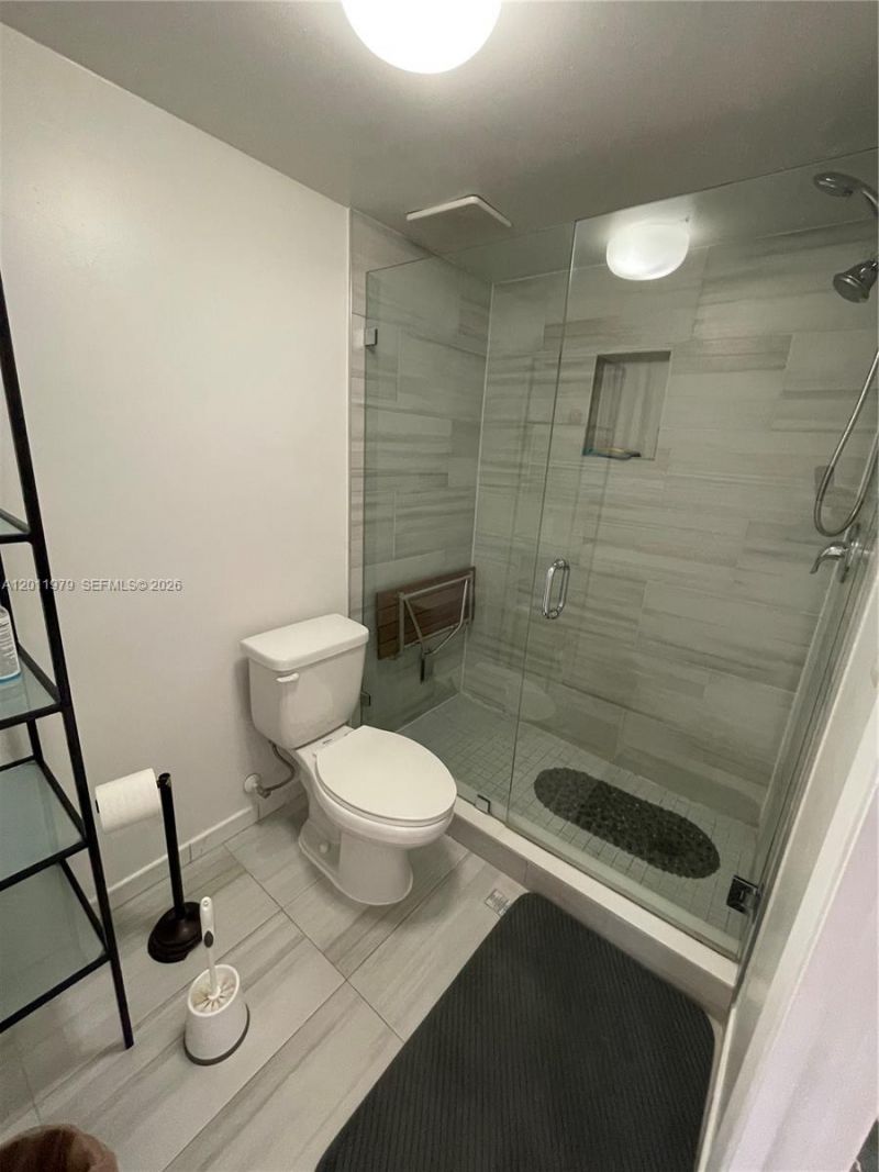 1621 Collins Ave, Unit 707, Miami Beach, FL 33139 Photo
