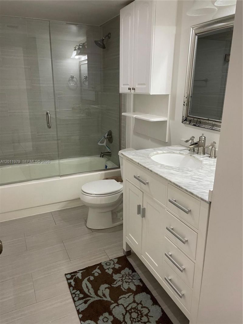 1621 Collins Ave, Unit 707, Miami Beach, FL 33139 Photo