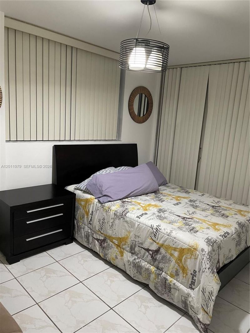 1621 Collins Ave, Unit 707, Miami Beach, FL 33139 Photo