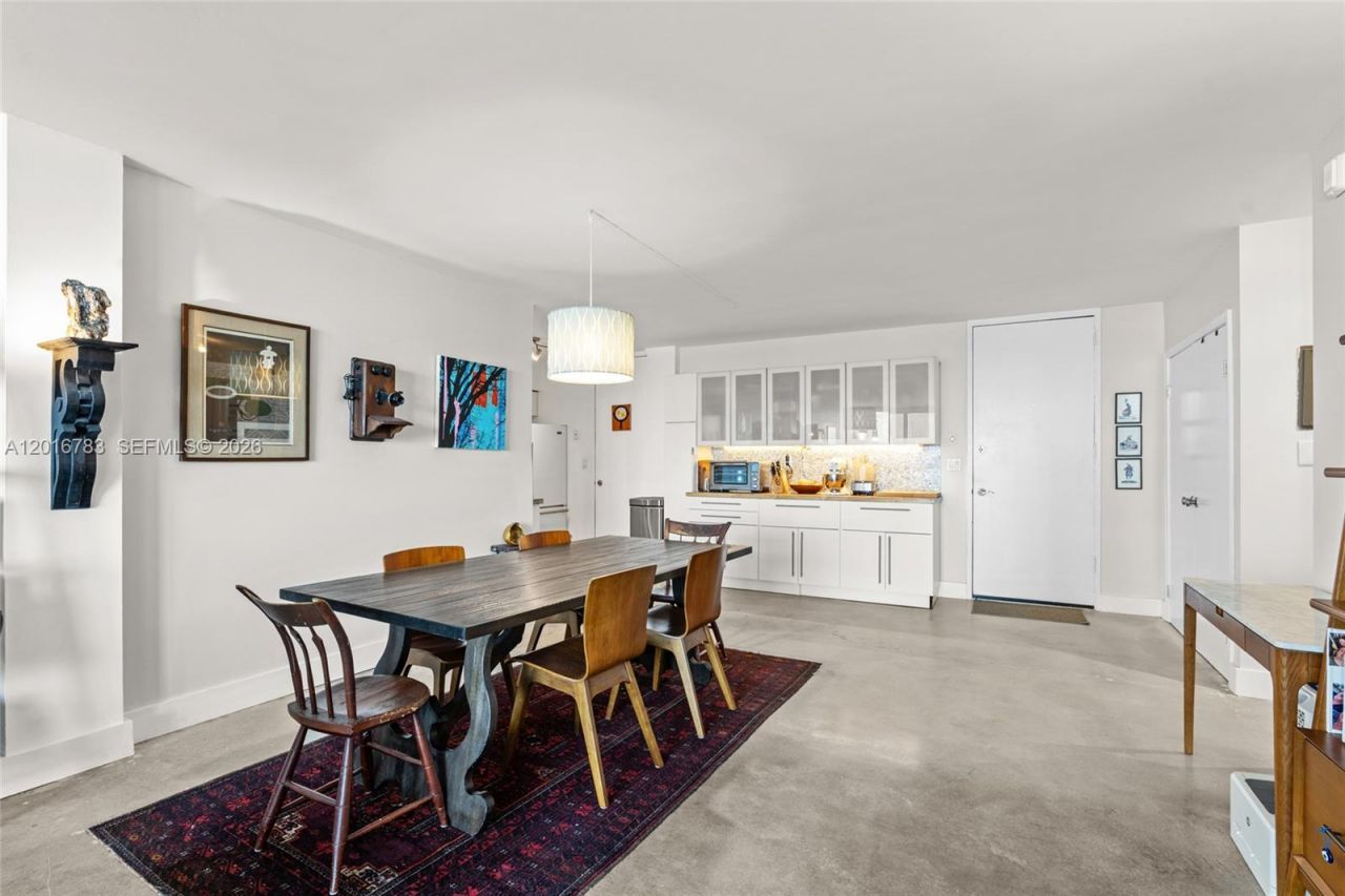 770 NE 69th St , Unit 6D, Miami, FL 33138 Photo