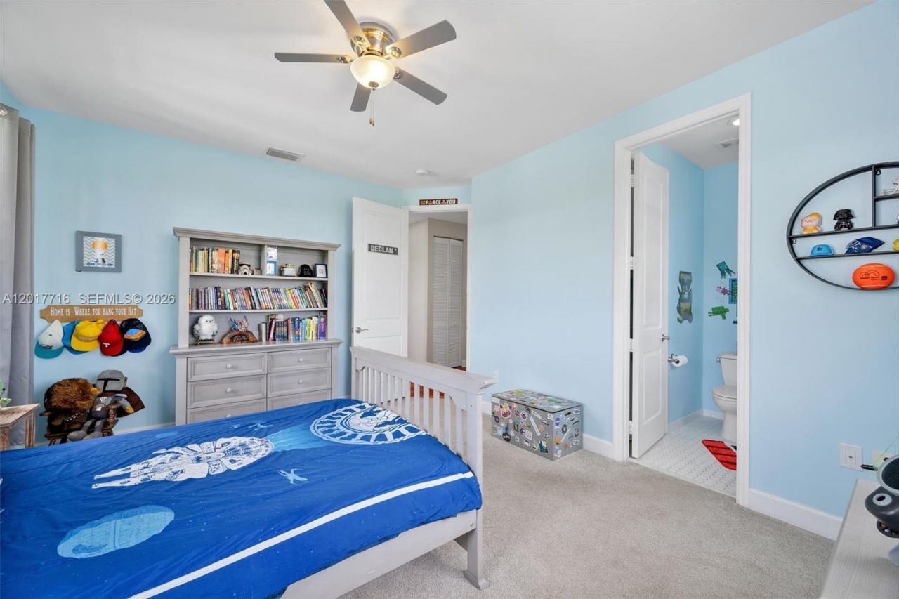 2310 Bayview Ln, North Miami, FL 33181 Photo
