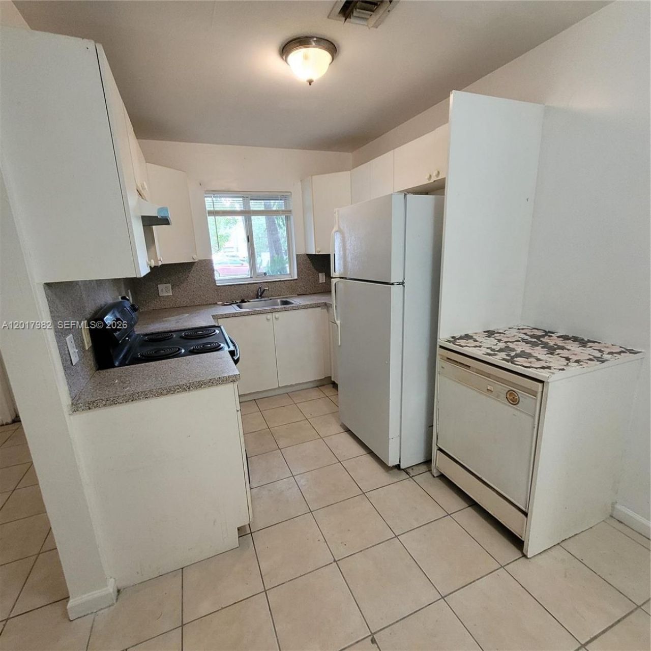 13950 NE 2nd Ave, Unit 1A, Miami, FL 33161 Photo