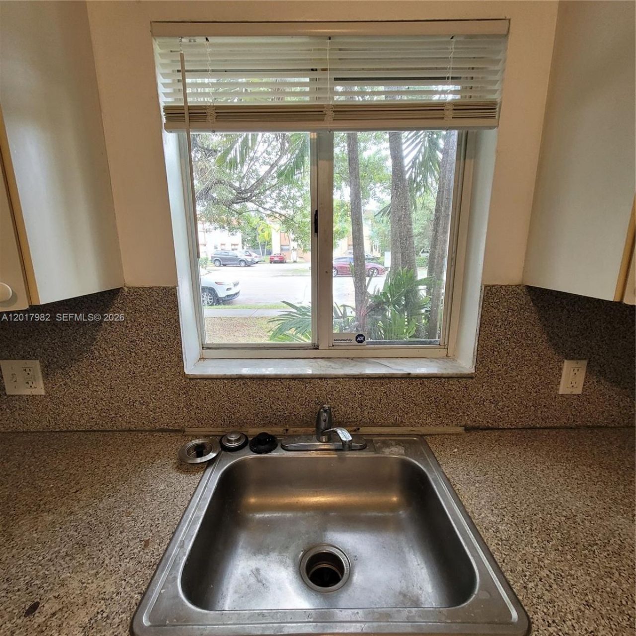13950 NE 2nd Ave, Unit 1A, Miami, FL 33161 Photo