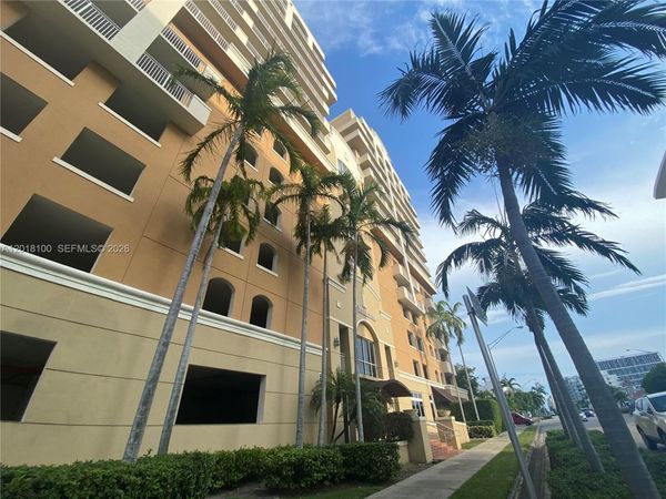 2425 SW 27th Ave , Unit 1008, Miami, FL 33145