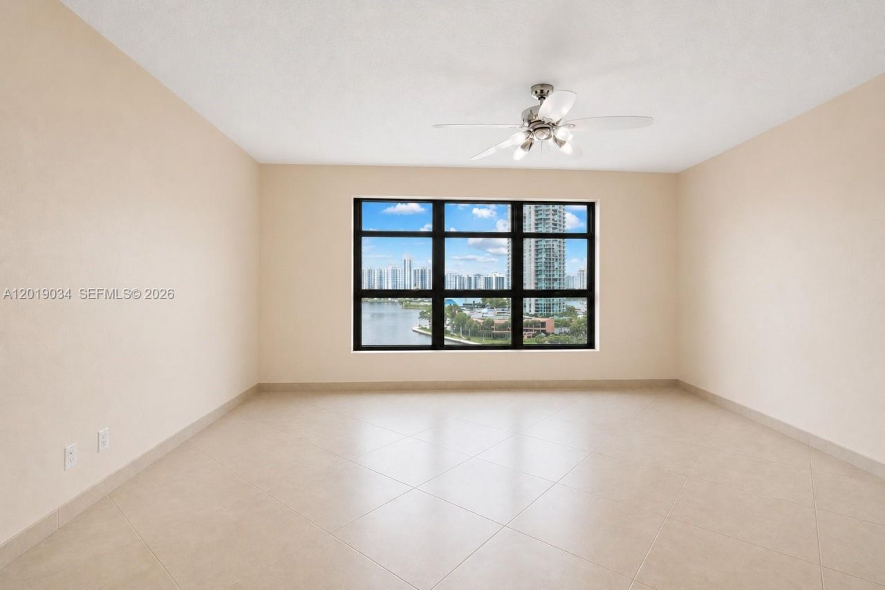 3530 Mystic Pointe Dr , Unit 1205, Aventura, FL 33180 Photo