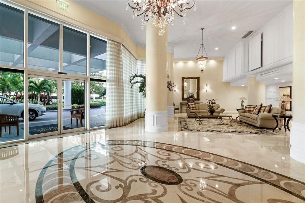 3530 Mystic Pointe Dr , Unit 1205, Aventura, FL 33180 Photo